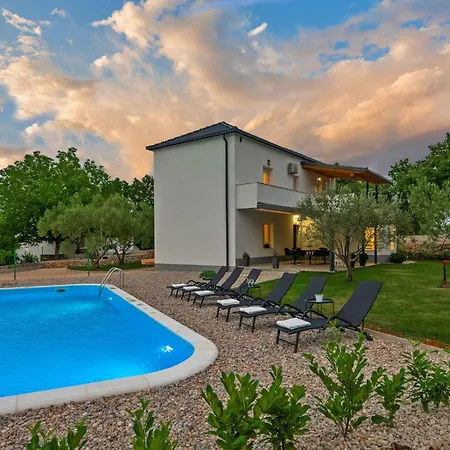Beautiful In With Wifi Holiday home Zmijavci