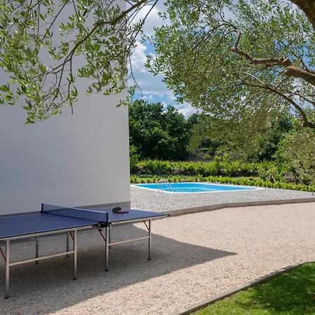 Holiday home Beautiful In With Wifi Zmijavci