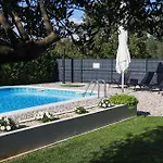 Stunning In * Zmijavci